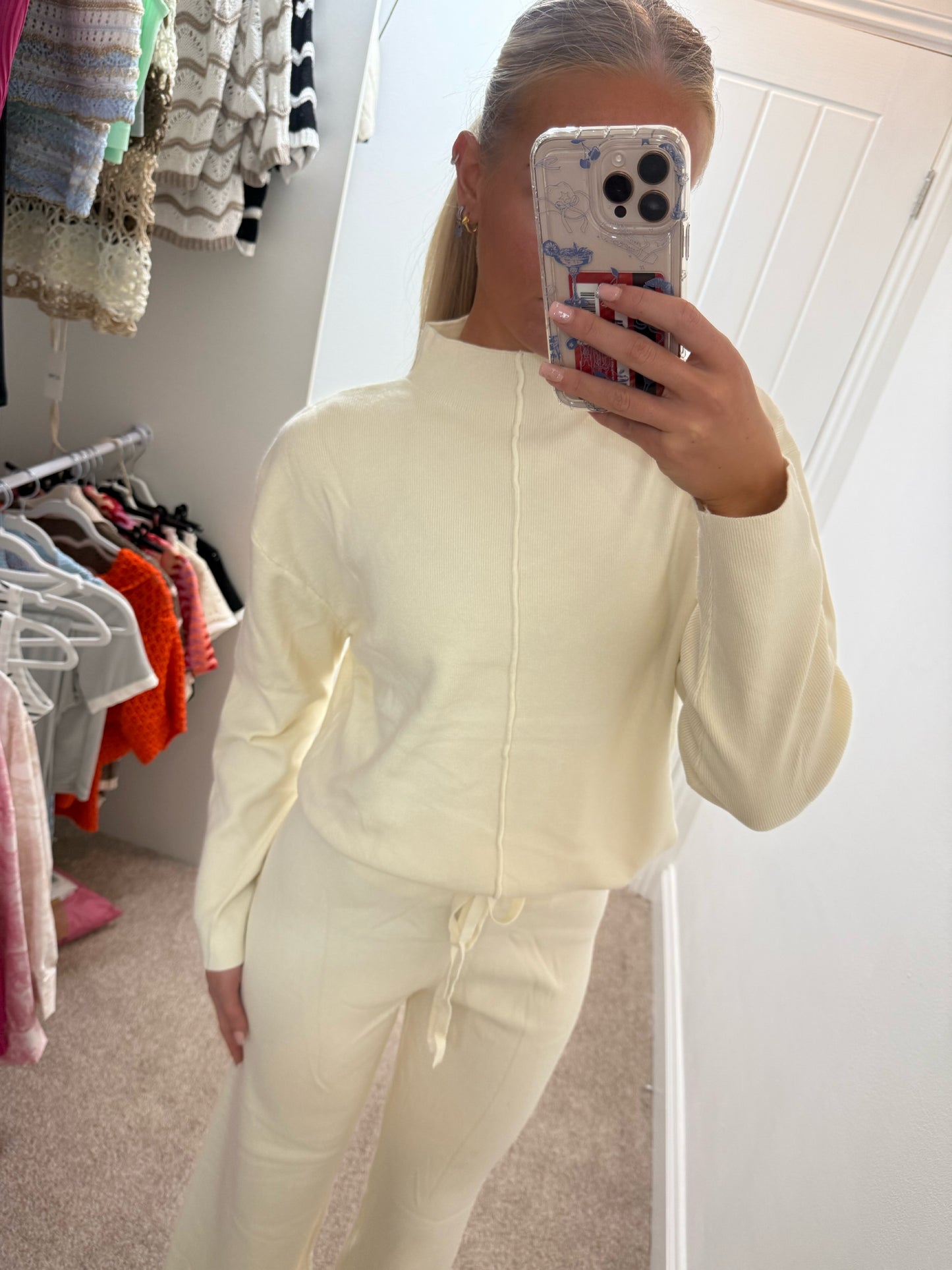 Soft Loungewear Set - Cream