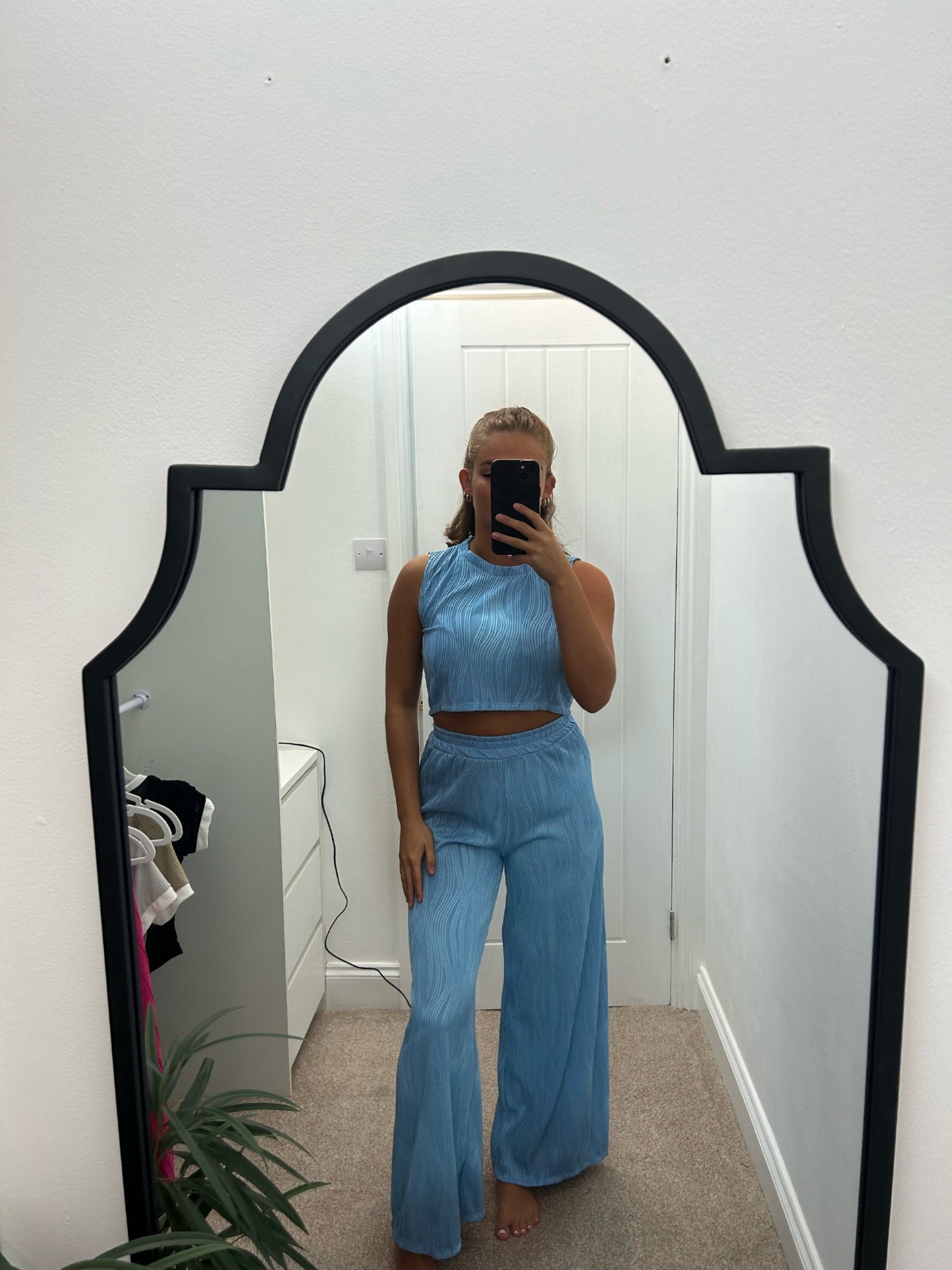 Cropped Wave Trouser Set